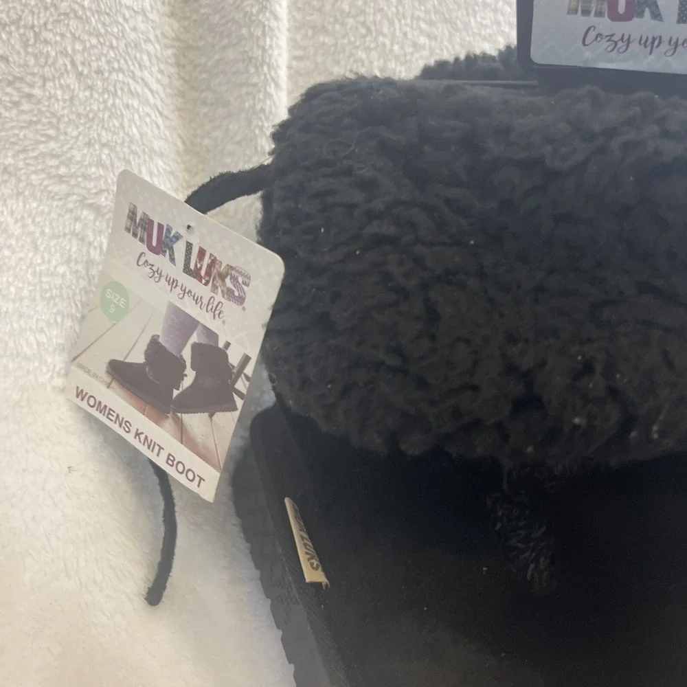 MUK LUKS Cozy Knit Booties‎ Womens Size 9 Black Fuzzy Slipper Boots